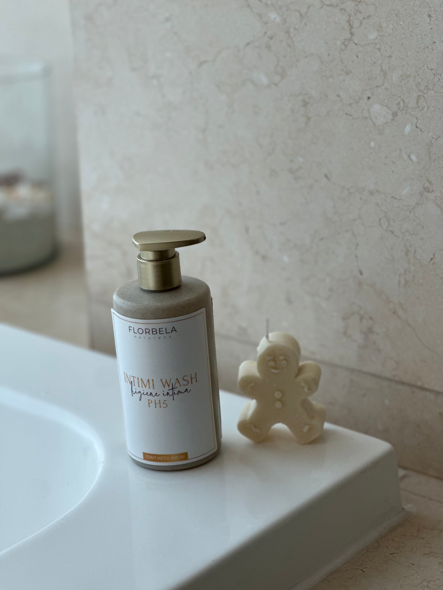 Higiene íntima natural y efectiva con Intimi Wash 300ml